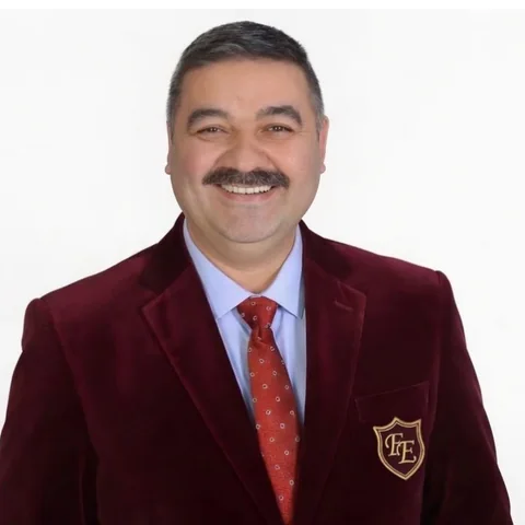 Ferudun Engin